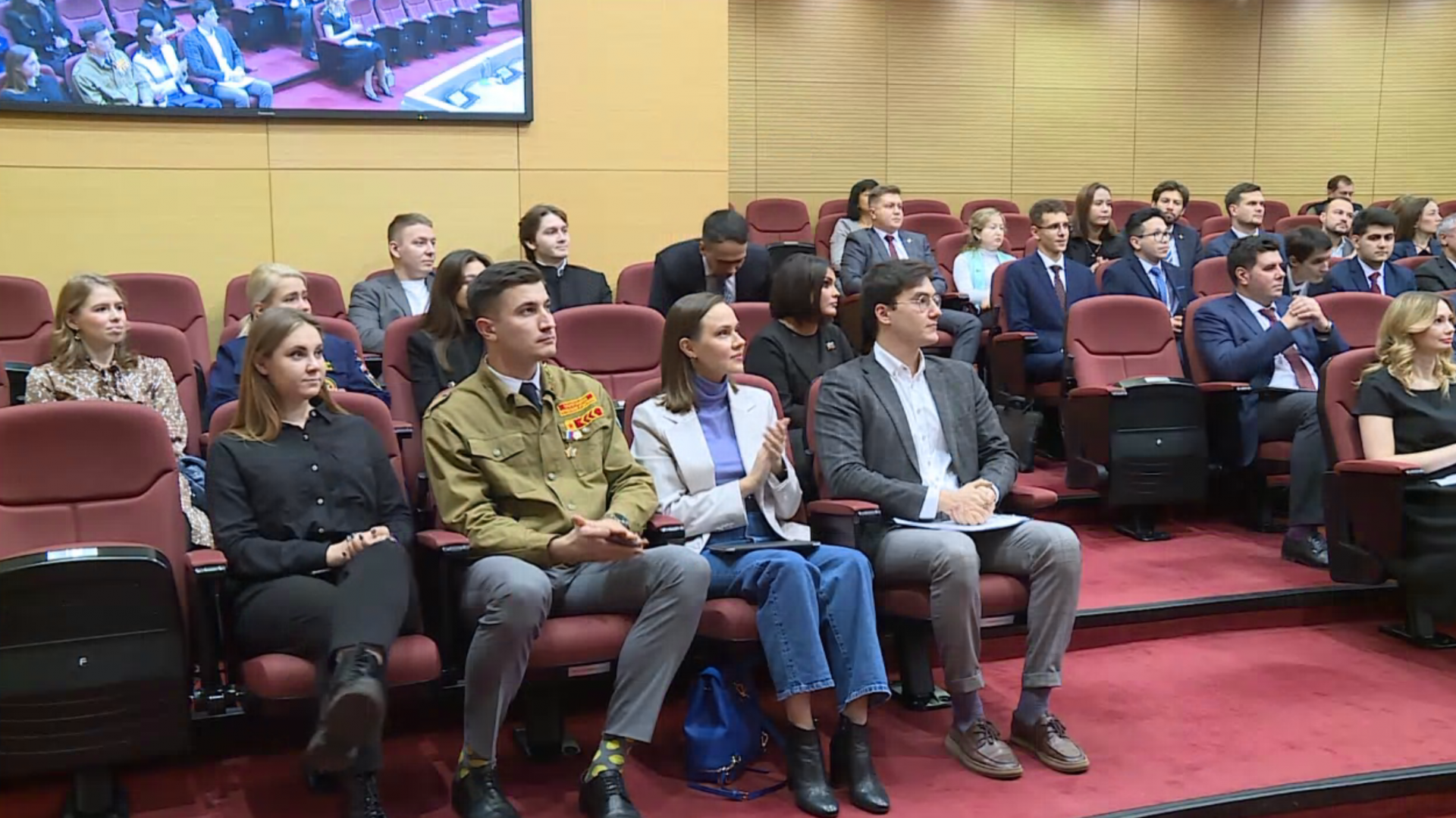 В Казани прошло первое заседание обновленного молодежного парламента