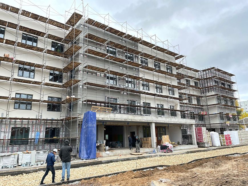 Строительство детской поликлиники в Дербышках завершено на 85%