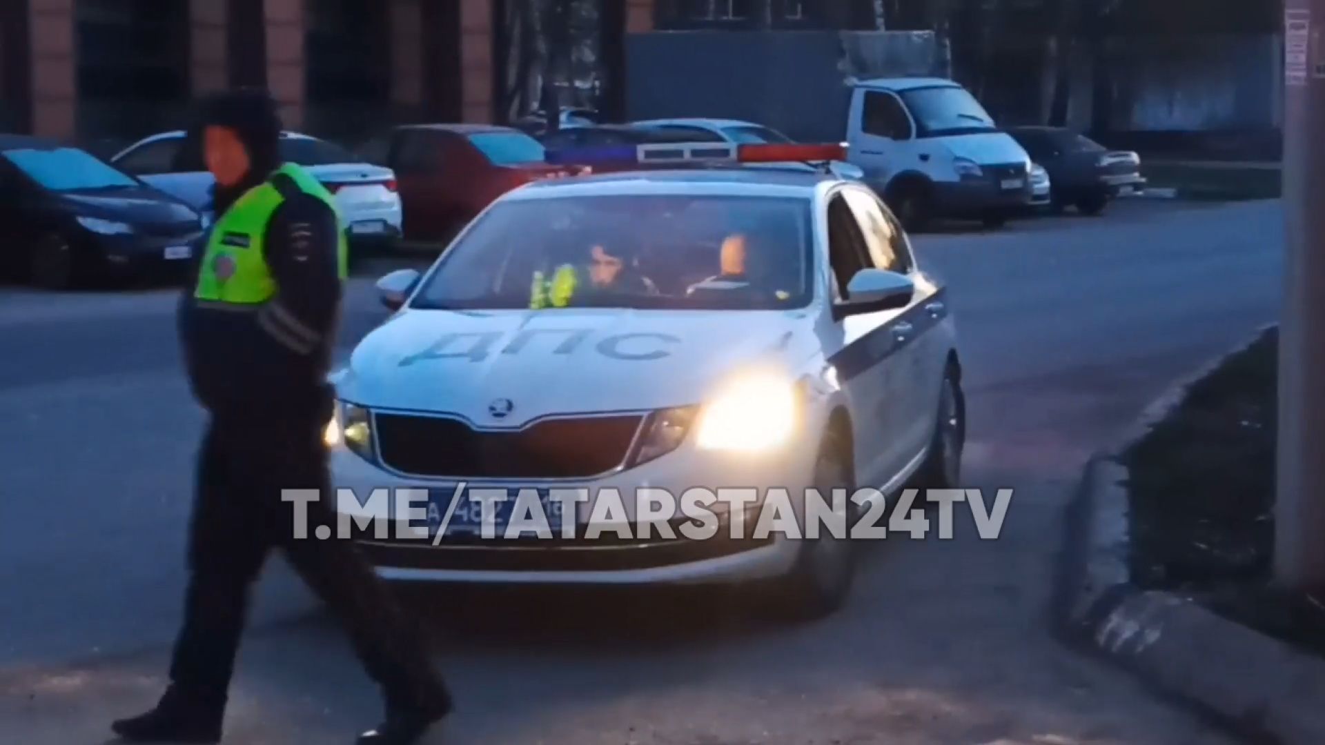 В центре Казани пьяный водитель едва не устроил несколько ДТП во время полицейской погони