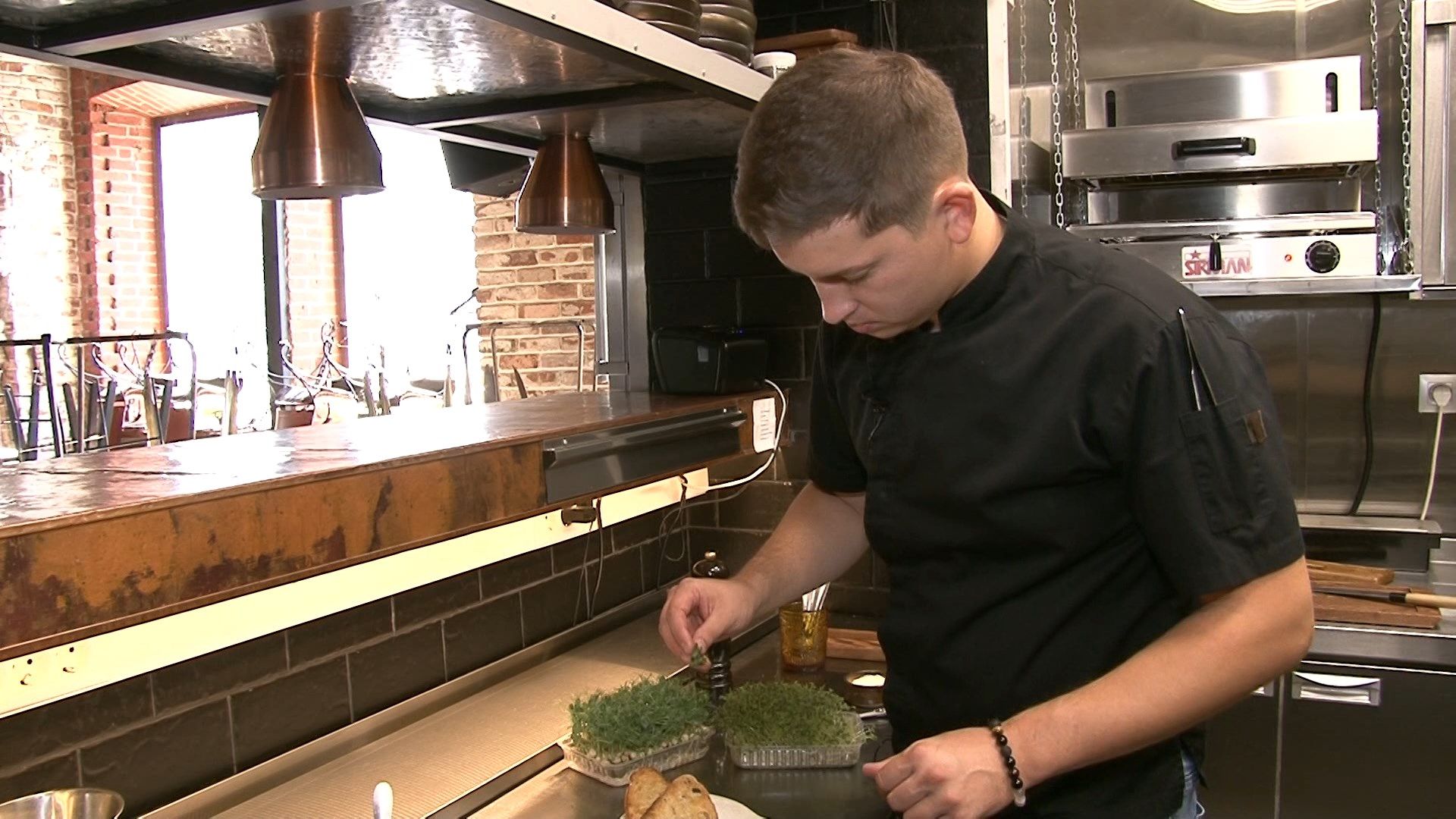 Повар из Казани стал участником кулинарного реалити-шоу на федеральном канале