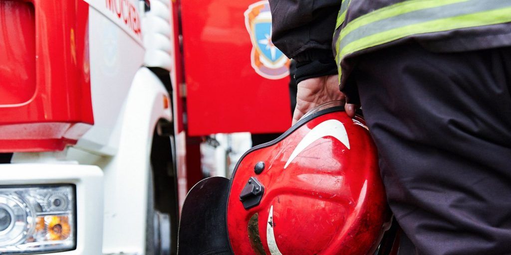 В Челнах на пожаре едва откачали мужчину после инсульта