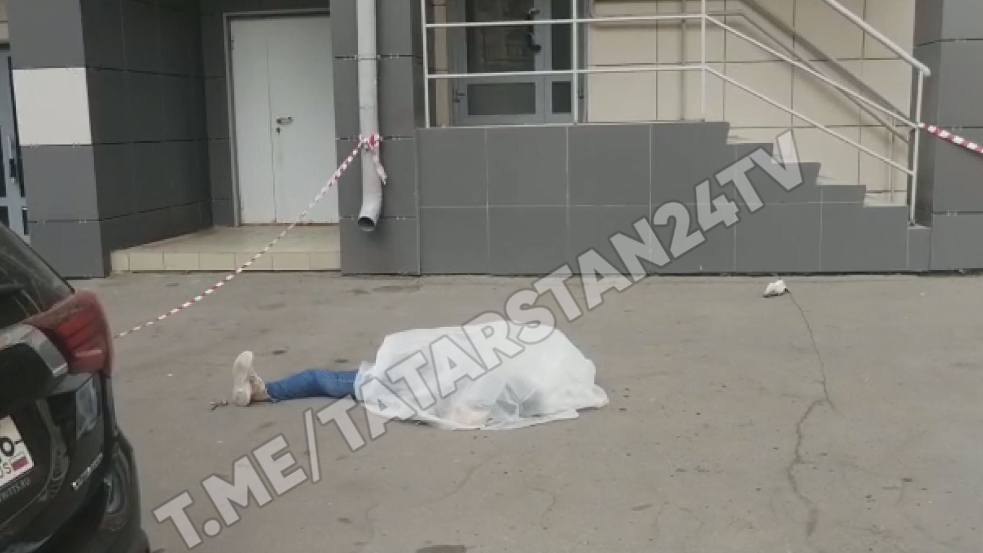 В Казани девушка разбилась насмерть, выпав с 14 этажа