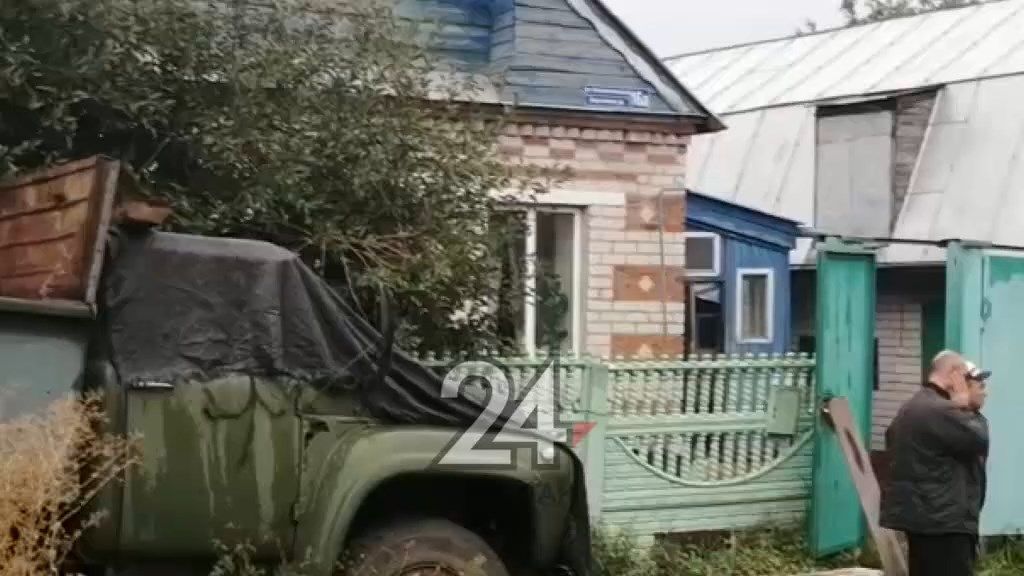 Тела супругов нашли в частном доме в казанском поселке Мирный