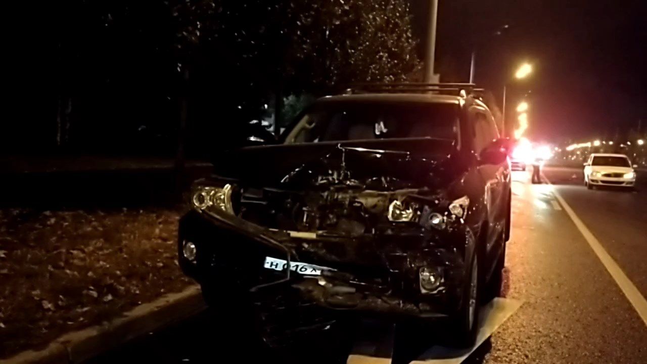 ДТП с тремя иномарками произошло ночью в Казани