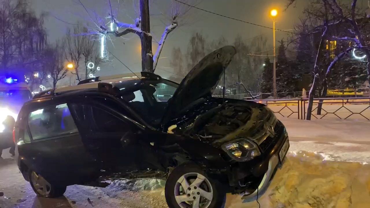 16-летняя девушка пострадала в ДТП с Cadillac в Казани