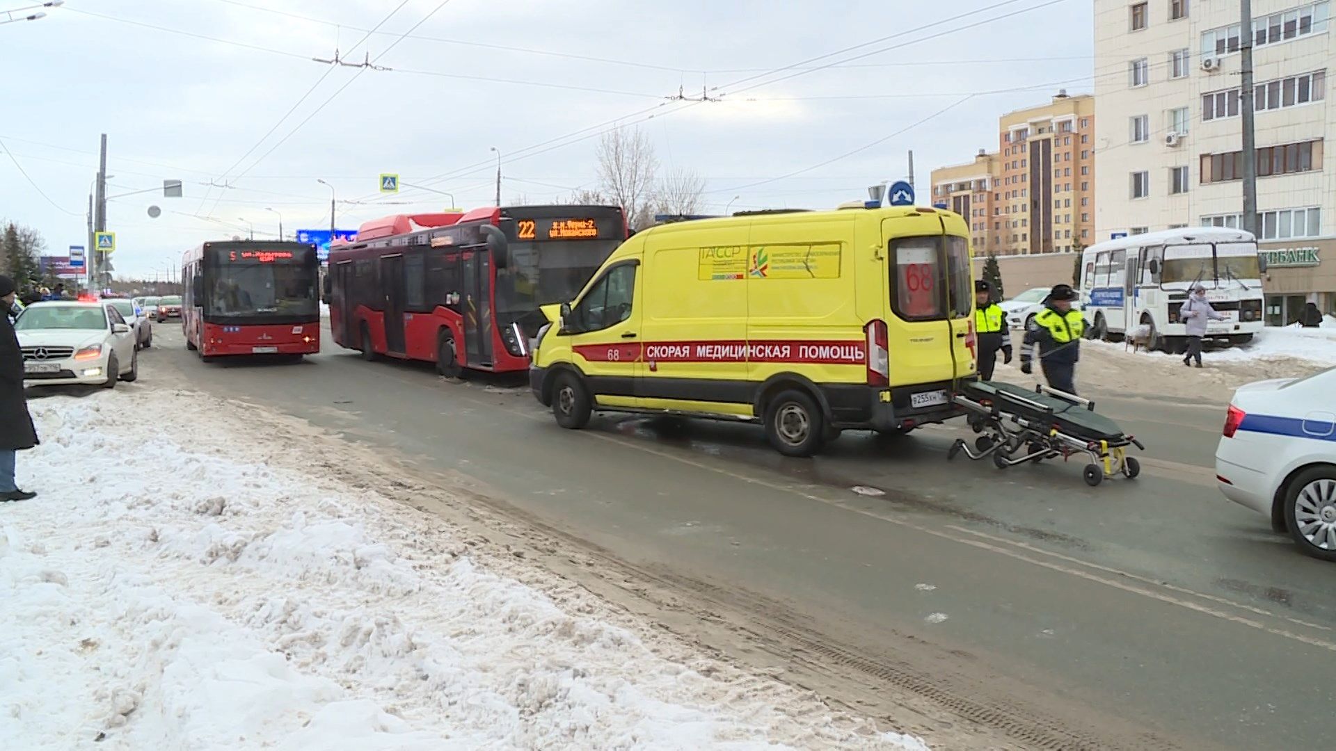 Стали известны подробности аварии с автобусом и скорой в Казани, в которой скончалась пациентка