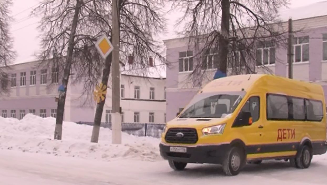 Казанскую школу 184 эвакуировали по неизвестной причине