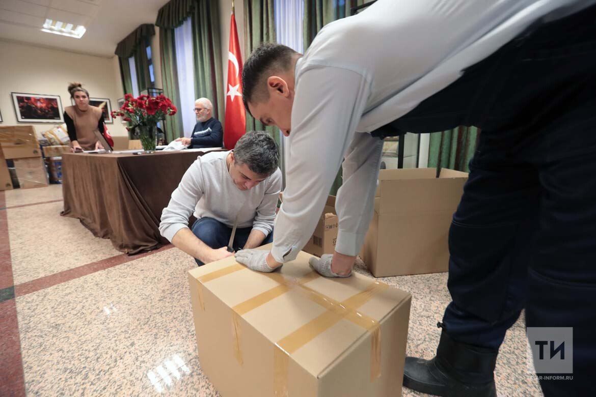 В казанском аэропорту будут принимать гумпомощь для пострадавших от землетрясения в Турции