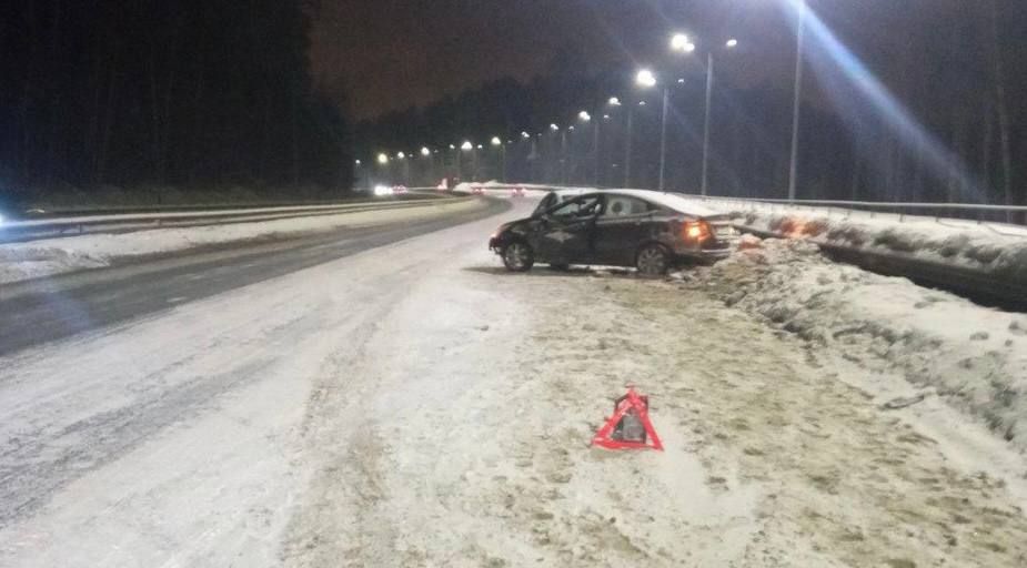 В Казани мужчина сбил водителя, вышедшего осмотреть повреждения от наезда на препятствие