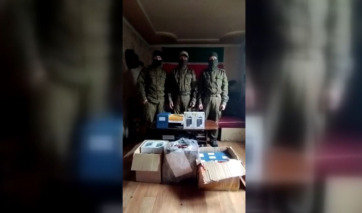 Военнослужащие поблагодарили мэра Набережных Челнов за доставку гумпомощи