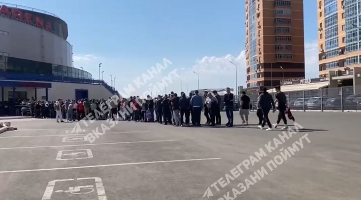 В Казани выстроилась очередь за билетами на финал Кубка Гагарина