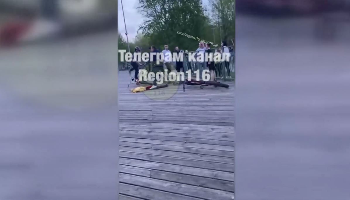 В Казани в Горкинско-Ометьевском лесу мужчина ударил парня самокатом по голове