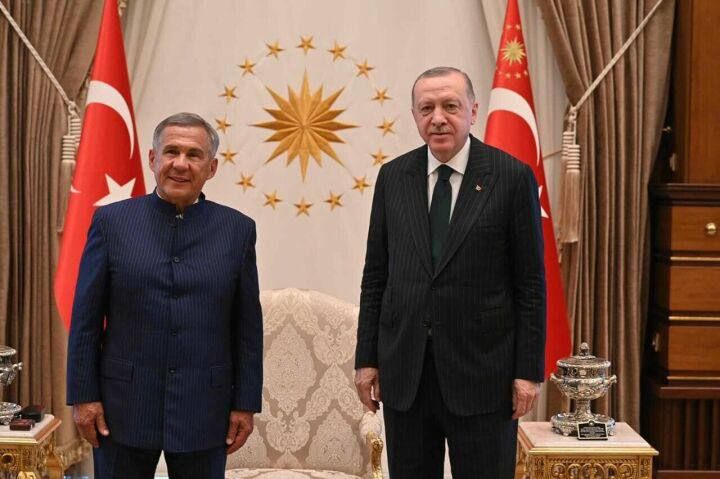 Минниханов направил телеграмму Эрдогану в связи с победой в выборах президента Турции