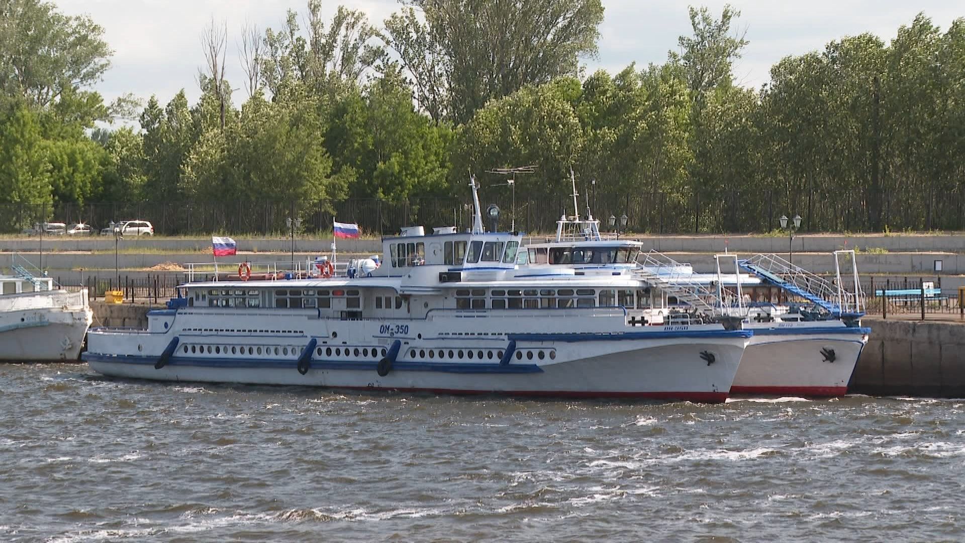 Речному флоту Татарстана передали два новых пассажирских судна