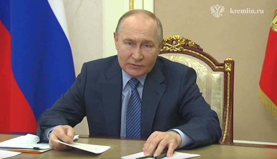 Путин поручил пересмотреть компенсации пострадавшим от природных катастроф