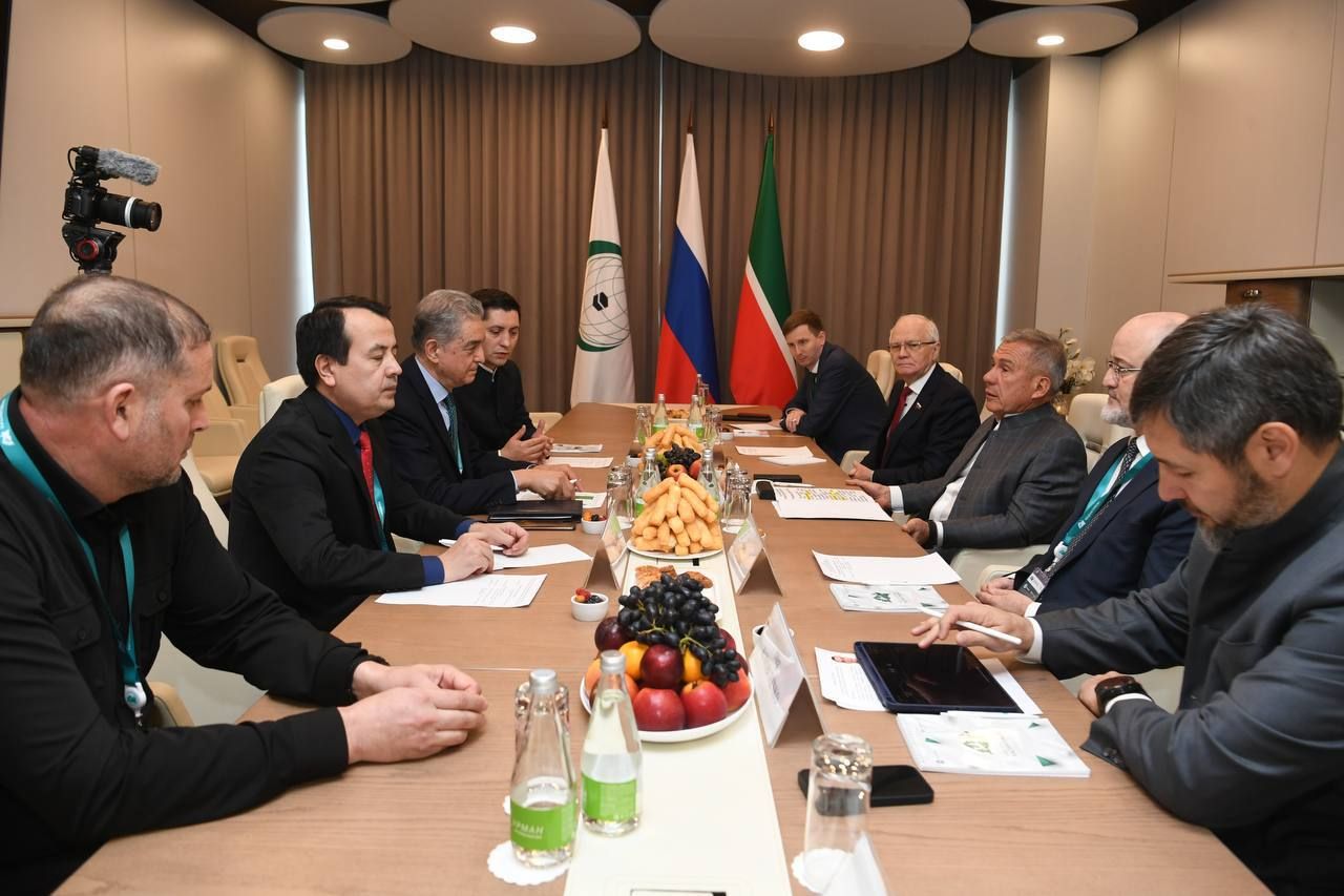 Минниханов встретился с делегацией Организации Исламского сотрудничества