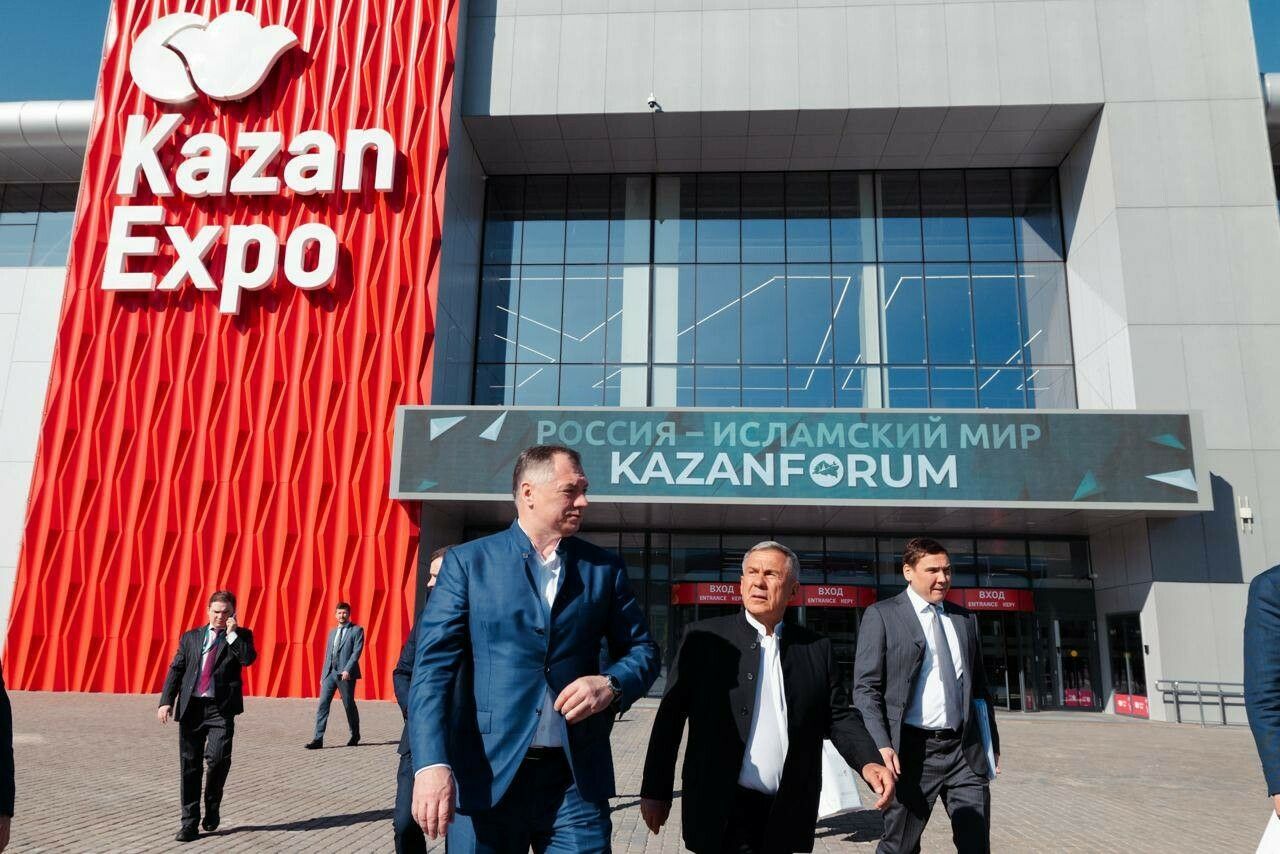 Марат Хуснуллин отметил высокий уровень организации KazanForum