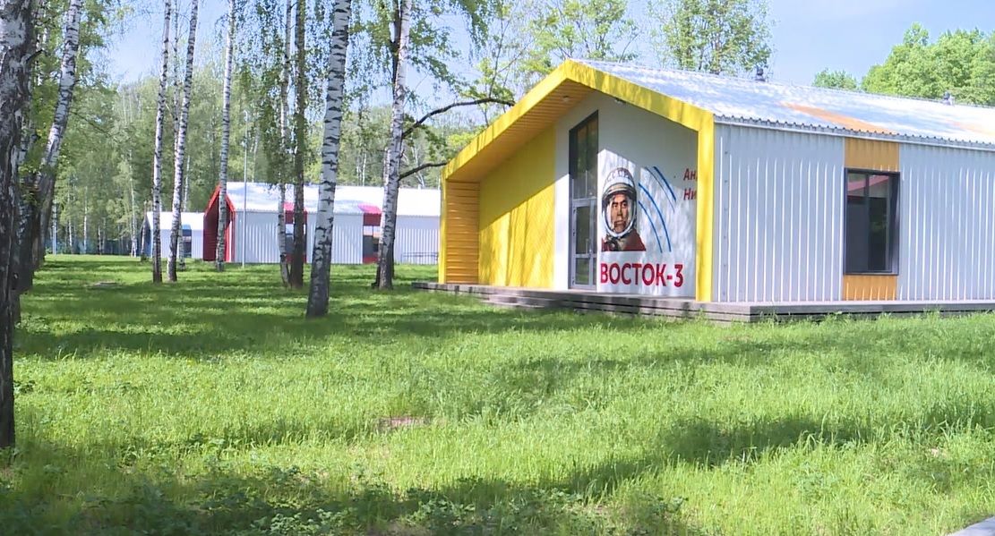 В школах Казани стартовали специальные комиссии по распределению путевок в детские лагеря