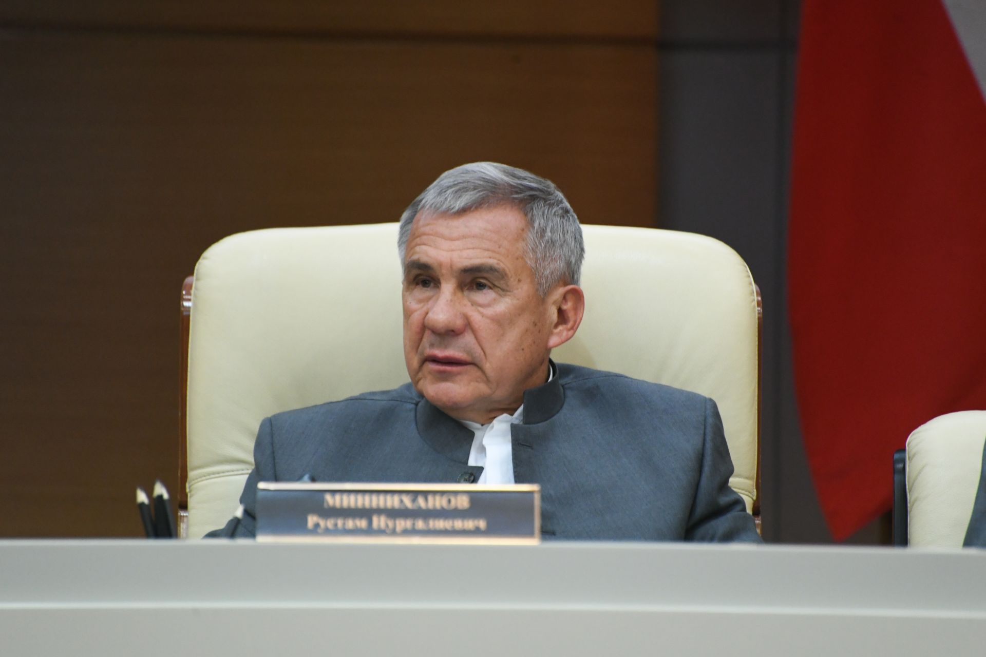 Рустам Минниханов провел совещание с руководителями нефтяных компаний
