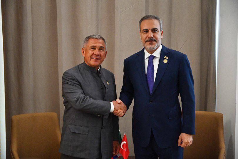 Рустам Минниханов обсудил с турецким министром иностранных дел сотрудничество Татарстана и Турции
