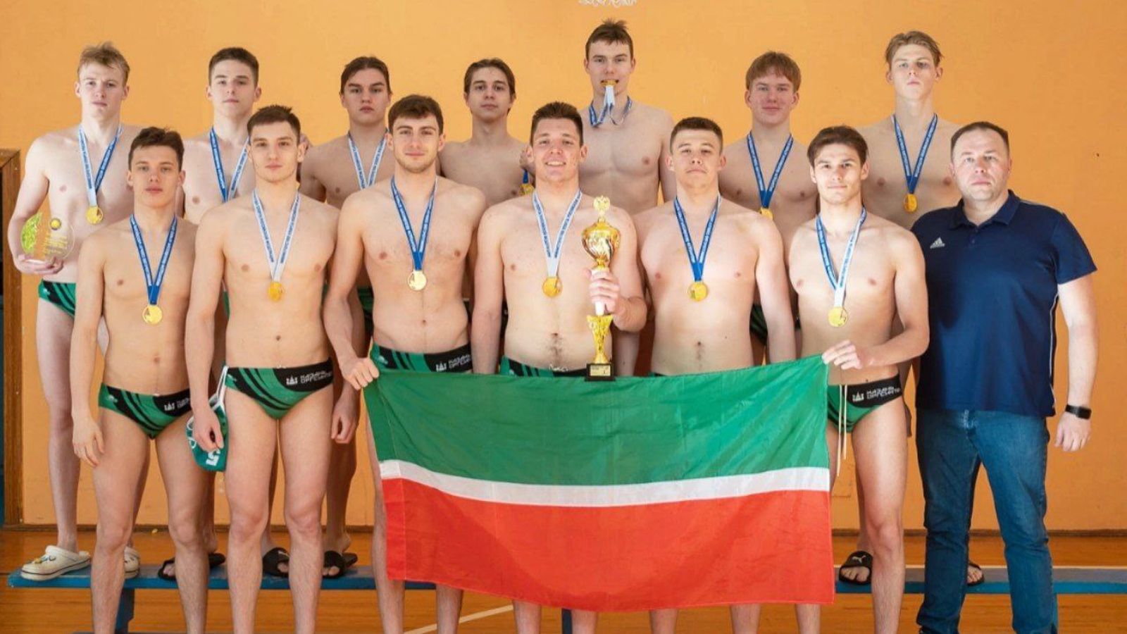 Сборная Татарстана по водному поло одержала победу в первенстве России