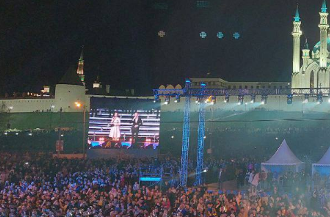 Тысячи казанцев отмечают День Победы на гала-концерте