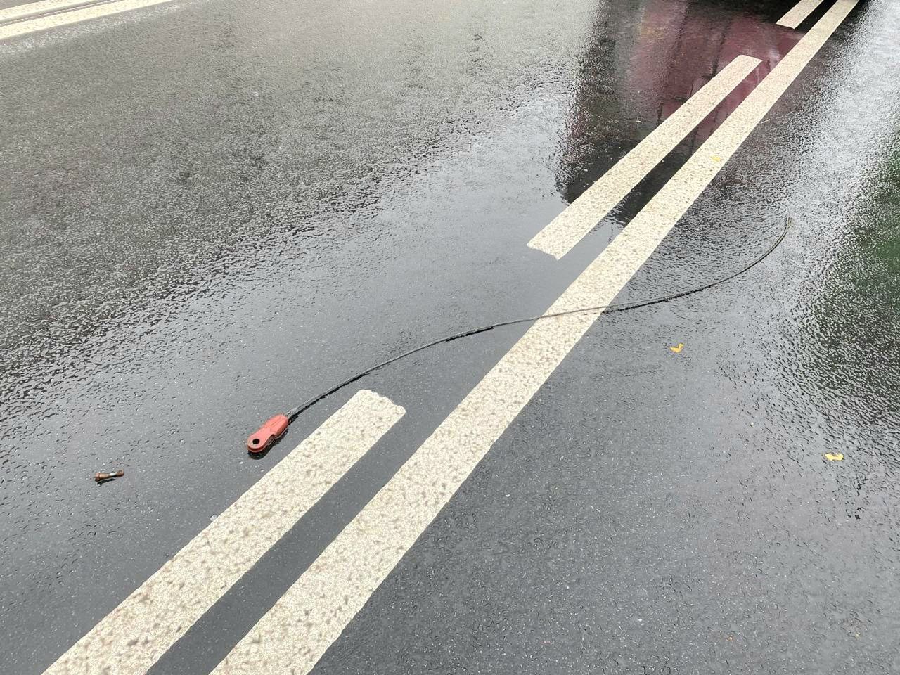 В Днепре засняли, как повестки раздают прямо на улице