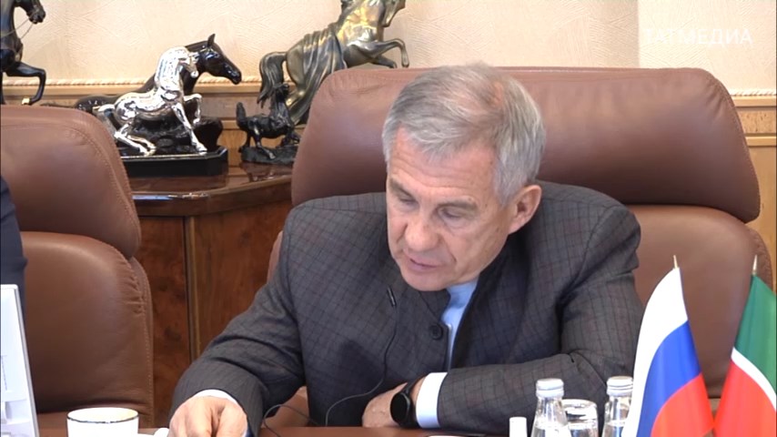 Встреча минниханова. Встреча минниханова
