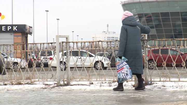 Мокрый снег, метель, гололед и сильный западный ветер ожидаются в Татарстане в начале недели