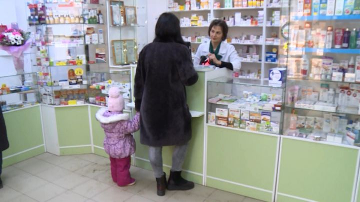 Госдума приняла в первом чтении законопроект о госрегулировании цен на лекарства