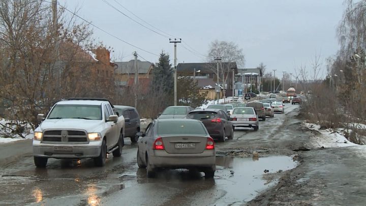 В Татарстане для движения большегрузов временно закрыли дорогу