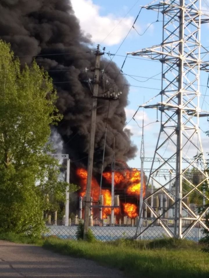 В Татарстане из-за пожара на трансформаторной подстанции без электричества остались 9 населенных пунктов