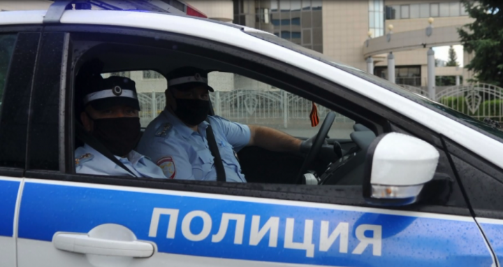 В Татарстане автоинспекторы помогли женщине, которой внезапно стало плохо