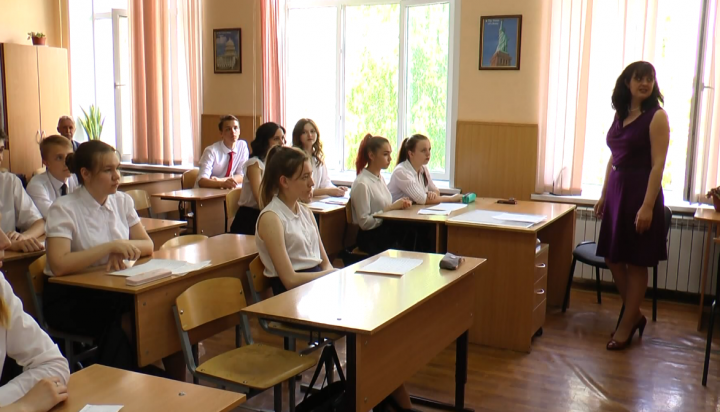 Татарстанские школьники с 1 сентября могут начать учиться в несколько смен