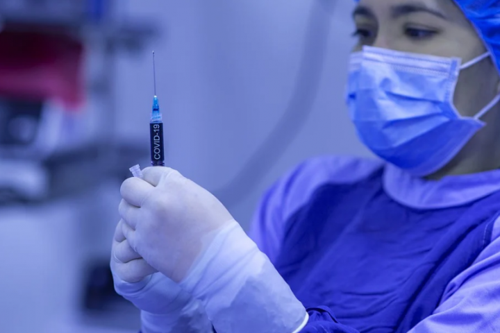 В челнинском ТЦ открылся новый пункт вакцинации от COVID-19