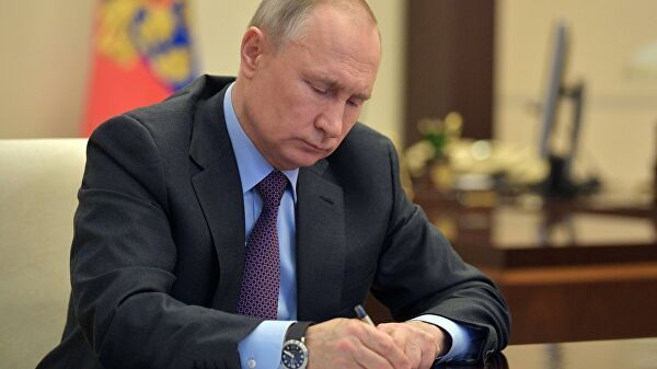 Владимир Путин подписал указ о введении нерабочих дней с 30 октября по 7 ноября