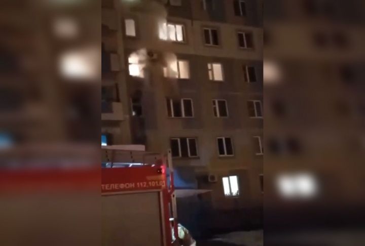 В Набережных Челнах произошел пожар в квартире на 3 этаже