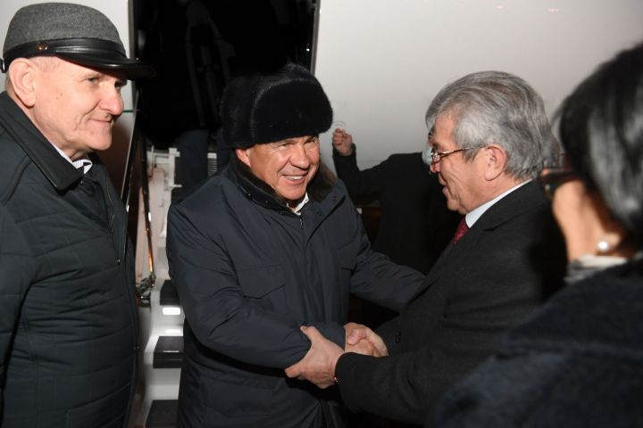 Минниханов прибыл с рабочим визитом в Кыргызстан