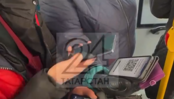 В Казани у кондукторов не работают телефоны, выданные для проверки QR-кодов