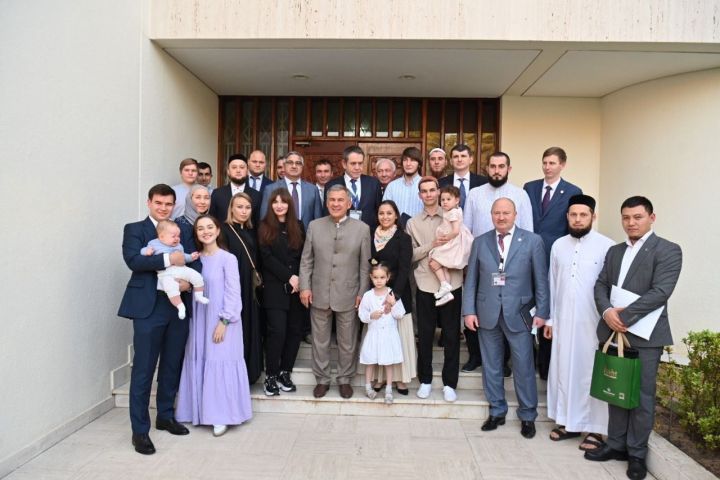 Минниханов встретился с представителями татарской диаспоры в Саудовской Аравии