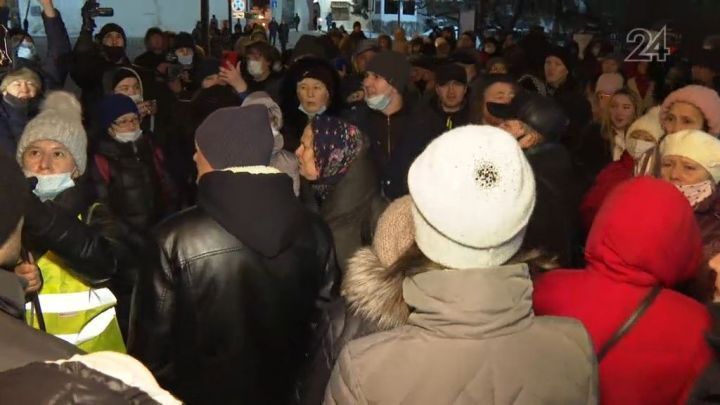 В Казани суд оштрафовал восемь участников несанкционированного митинга против QR-кодов