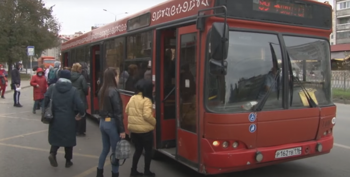 Нападение на водителя автобуса, поддержка бизнеса и введение QR-кодов в транспорте: события недели в Татарстане