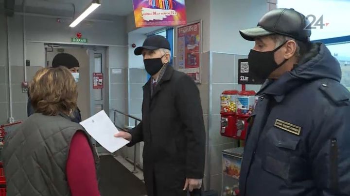 В Татарстане за нерабочую неделю полицейские выявили 135 нарушений антиковидных мер