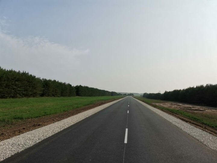 В Тюлячинском районе обновили участок региональной дороги