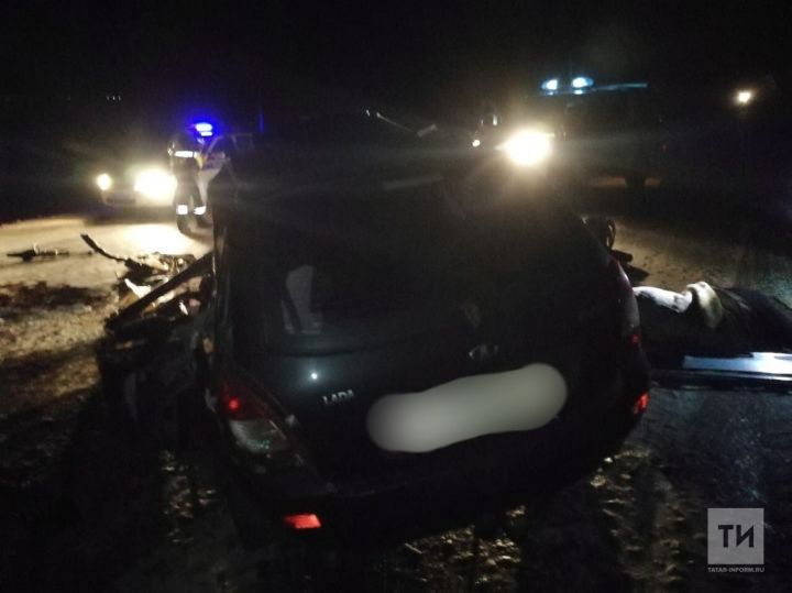 Один человек погиб и двое пострадали в серьезном ДТП на трассе в Татарстане