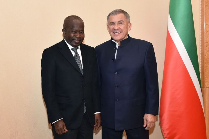 Минниханов встретился с президентом Национального олимпийского комитета Сенегала