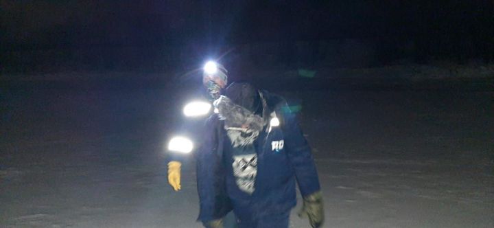 В Татарстане сотрудники МЧС спасли уснувшего на морозе рыбака