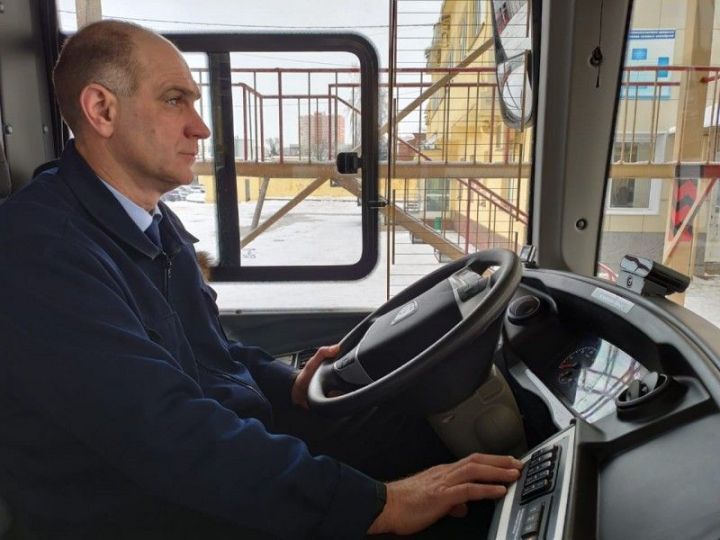 В 73 автобусах Казани установили систему распознавания усталости водителя