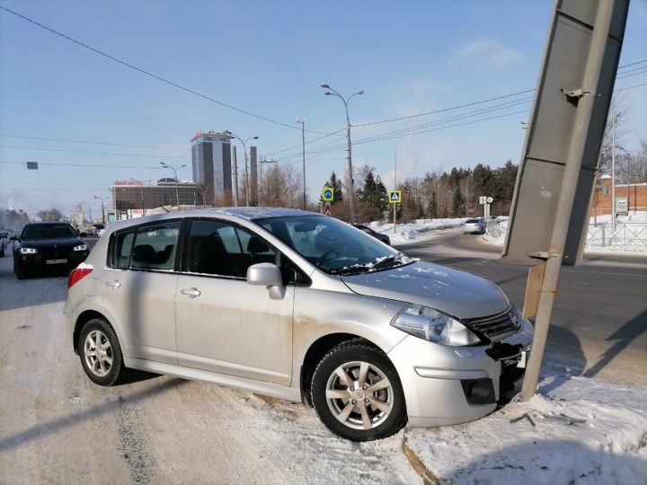 В Казани произошло ДТП с участием четырех машин