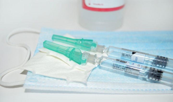 В Совфеде предложили ввести уголовную ответственность за подделку вакцин